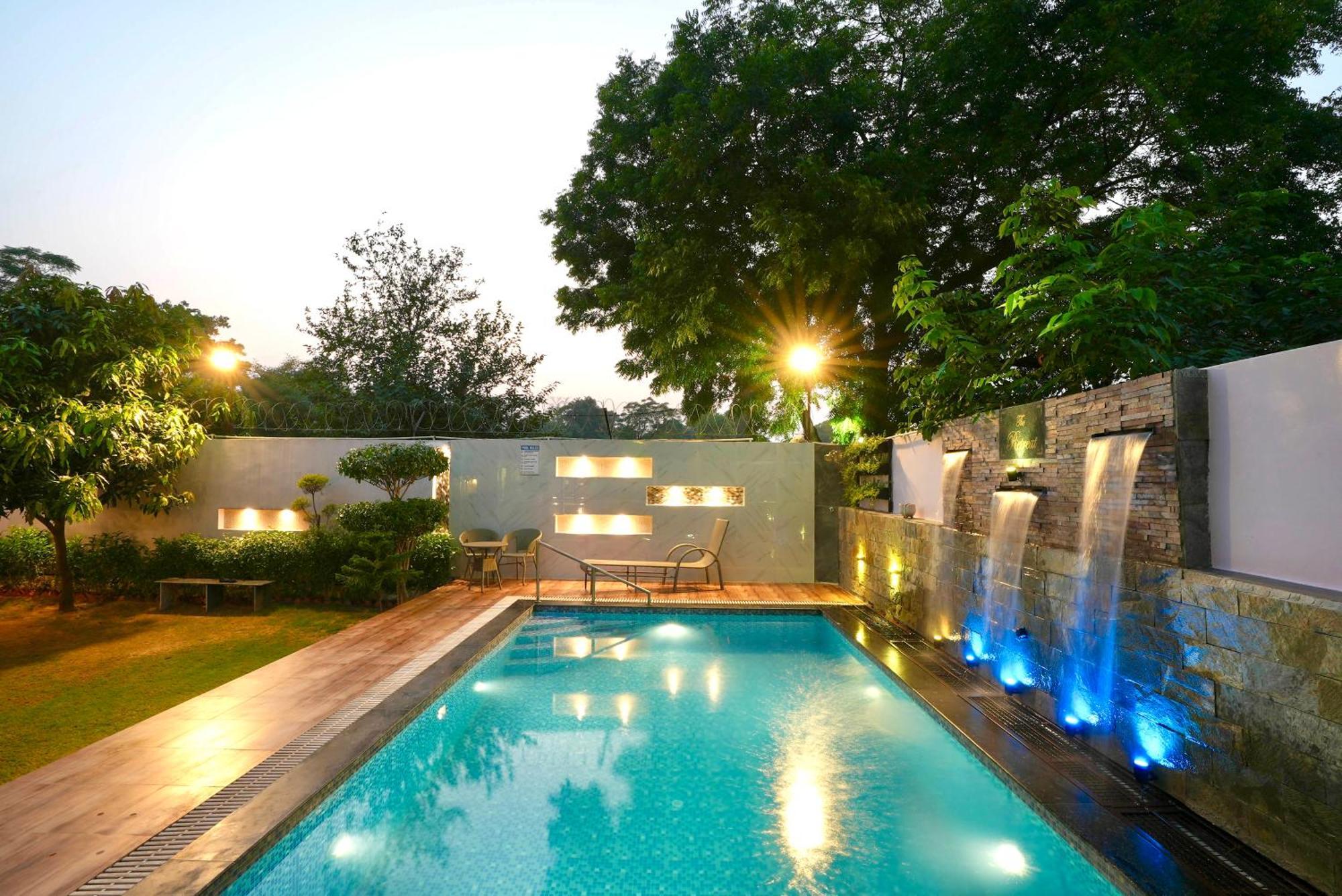 Villa Farm The Retreat - With Private Pool Manesar Esterno foto