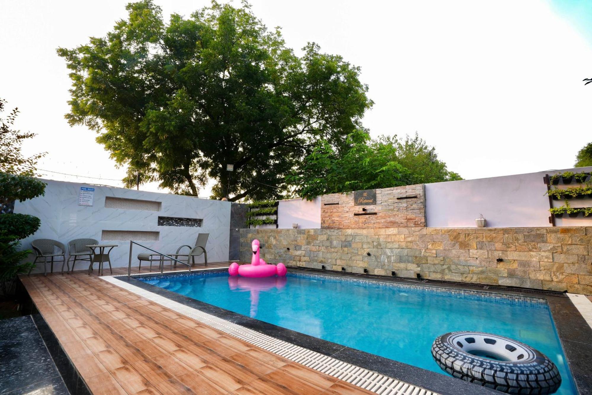 Villa Farm The Retreat - With Private Pool Manesar Esterno foto